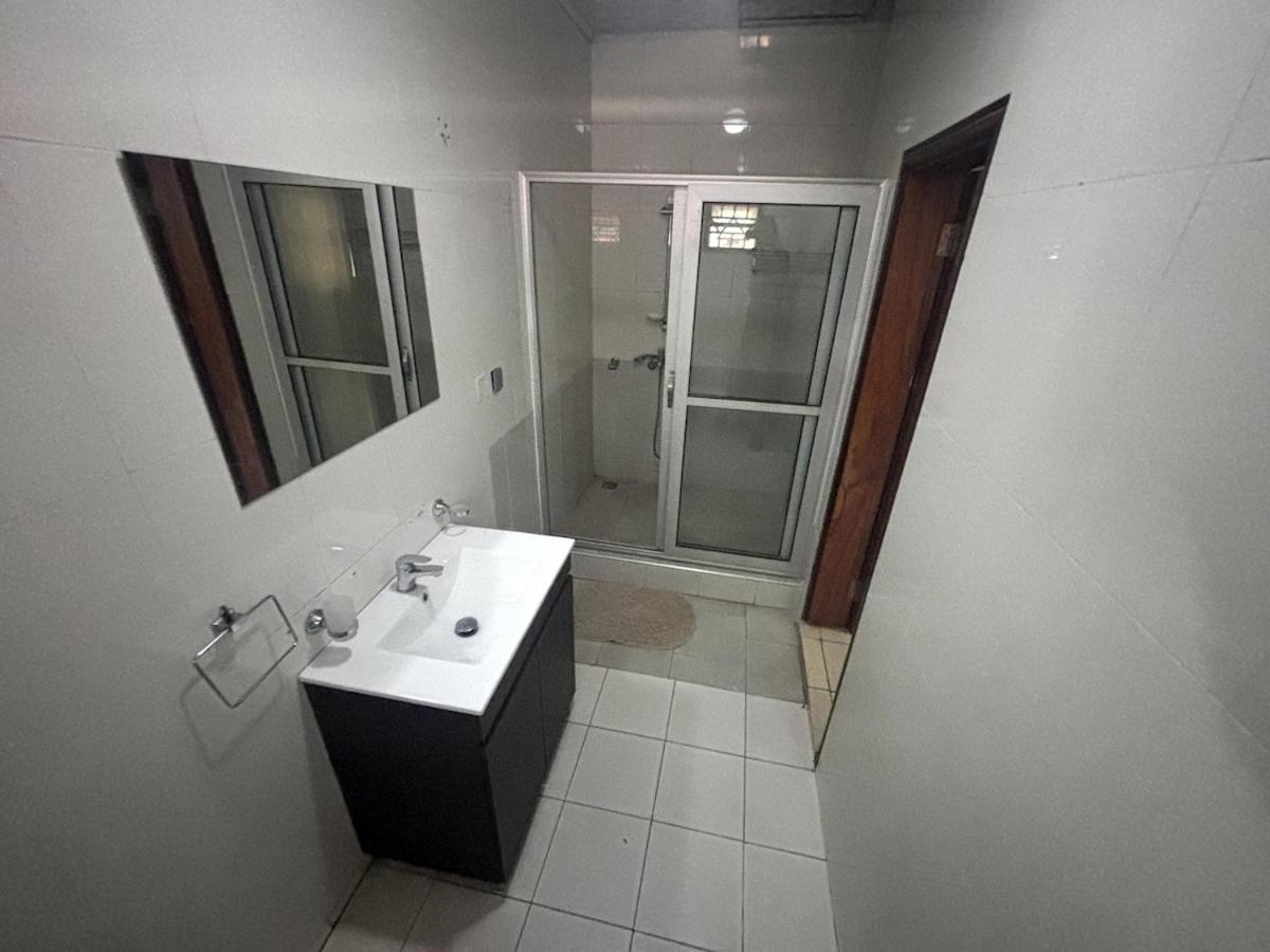 Takako Court Luxury Houses & Apartments, East Legon Accra Ngoại thất bức ảnh